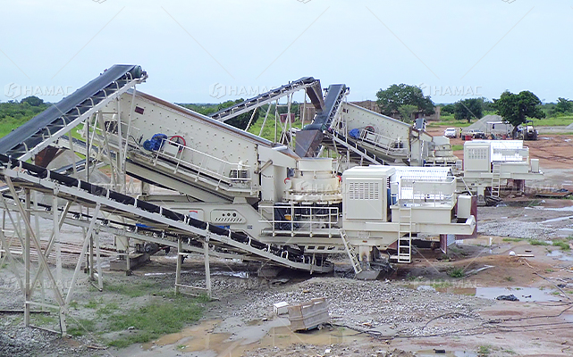 chancadora de cono móvil en sitio de trabajo