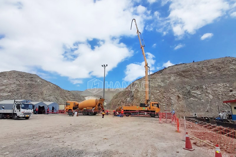 Camión bomba pluma de concreto de 30 m en Arequipa, Perú